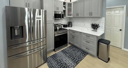 Home in Crystal River - The River Palm - Waterfront Bring YOUR BOAT!