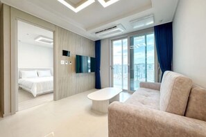 Unclassified image, 2 of 33, button - The First Ocean Songdo (Busan)
