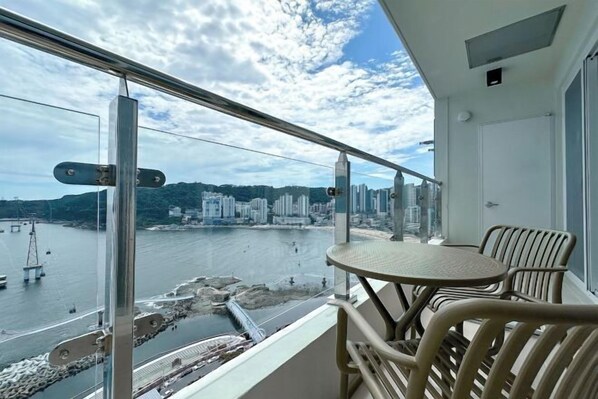 View from property - The First Ocean Songdo (Busan)
