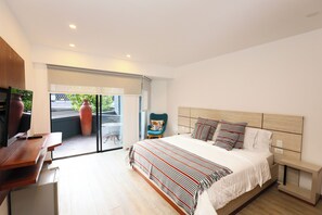 In-room safe, desk, free WiFi - Casa Pardo Hotel (Bogotá)