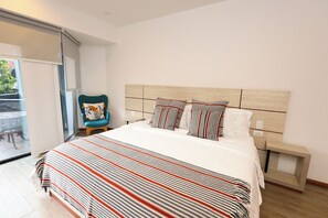 In-room safe, desk, free WiFi - Casa Pardo Hotel (Bogotá)