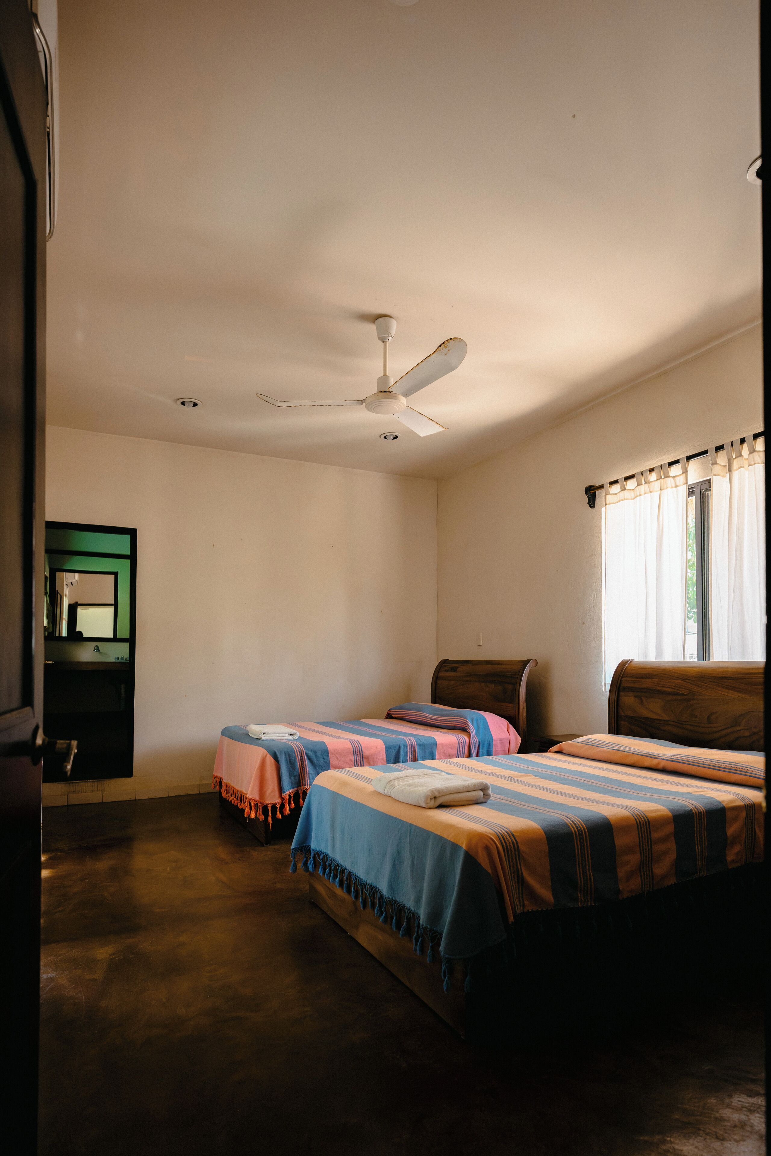 平房 | 客房内保险箱、办公桌、免费 WiFi