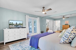 4 habitaciones, tabla de planchar con plancha, wifi y ropa de cama