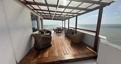 Penthouse in Bahia de Caraquez