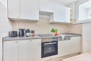 Private kitchen - New Rosalia Stylish Living, Central Experience (Kaiserslautern)