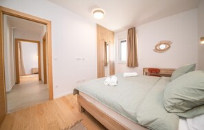 2 habitaciones, cuna de viaje y wifi gratis 