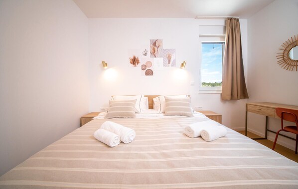 2 habitaciones, cuna de viaje y wifi gratis 