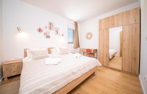 2 habitaciones, cuna de viaje y wifi gratis 