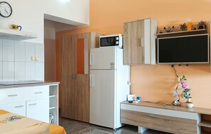 Refrigerador, placa de cocina