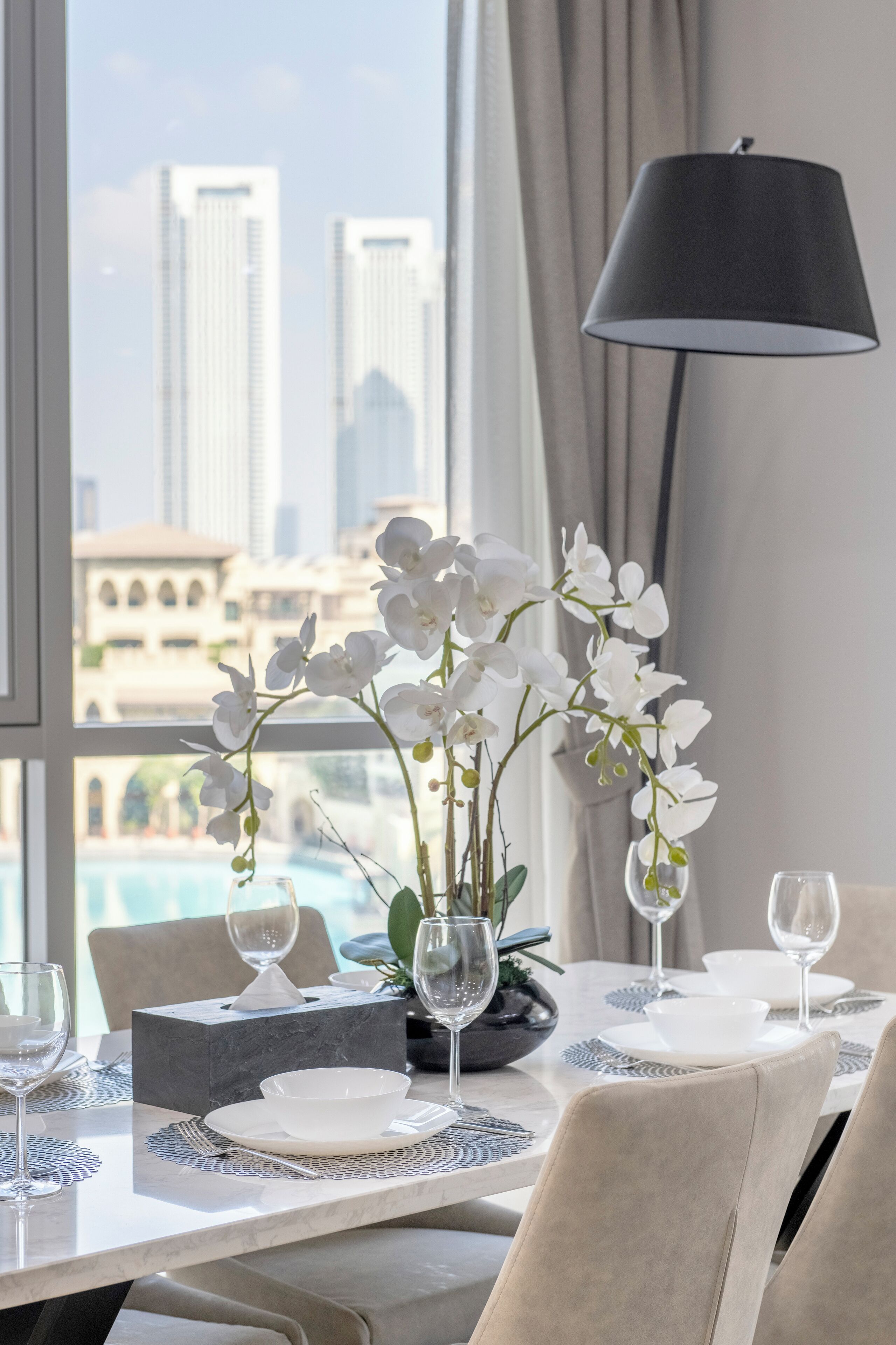 المنشأة من الداخل