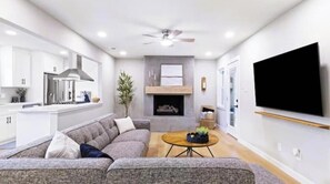 TV, fireplace