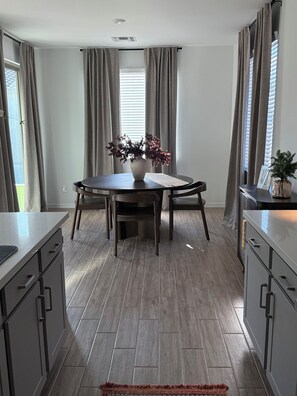 Dining - •NEW- Stylish 3-Bedroom, 2-Bath Oasis with Pool – Comfort & Relaxation in One! (Queen Creek)