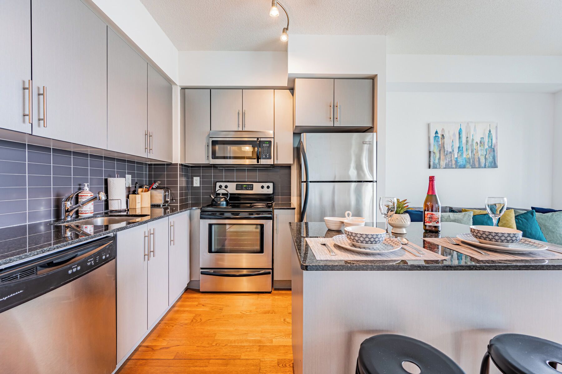 Classic Condo | Private kitchen | Full-size fridge, microwave, oven, stovetop