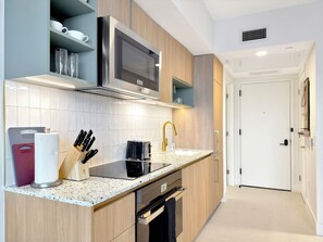 Comfort Condo, Balcony, City View | Desk, laptop workspace, iron/ironing board, free WiFi