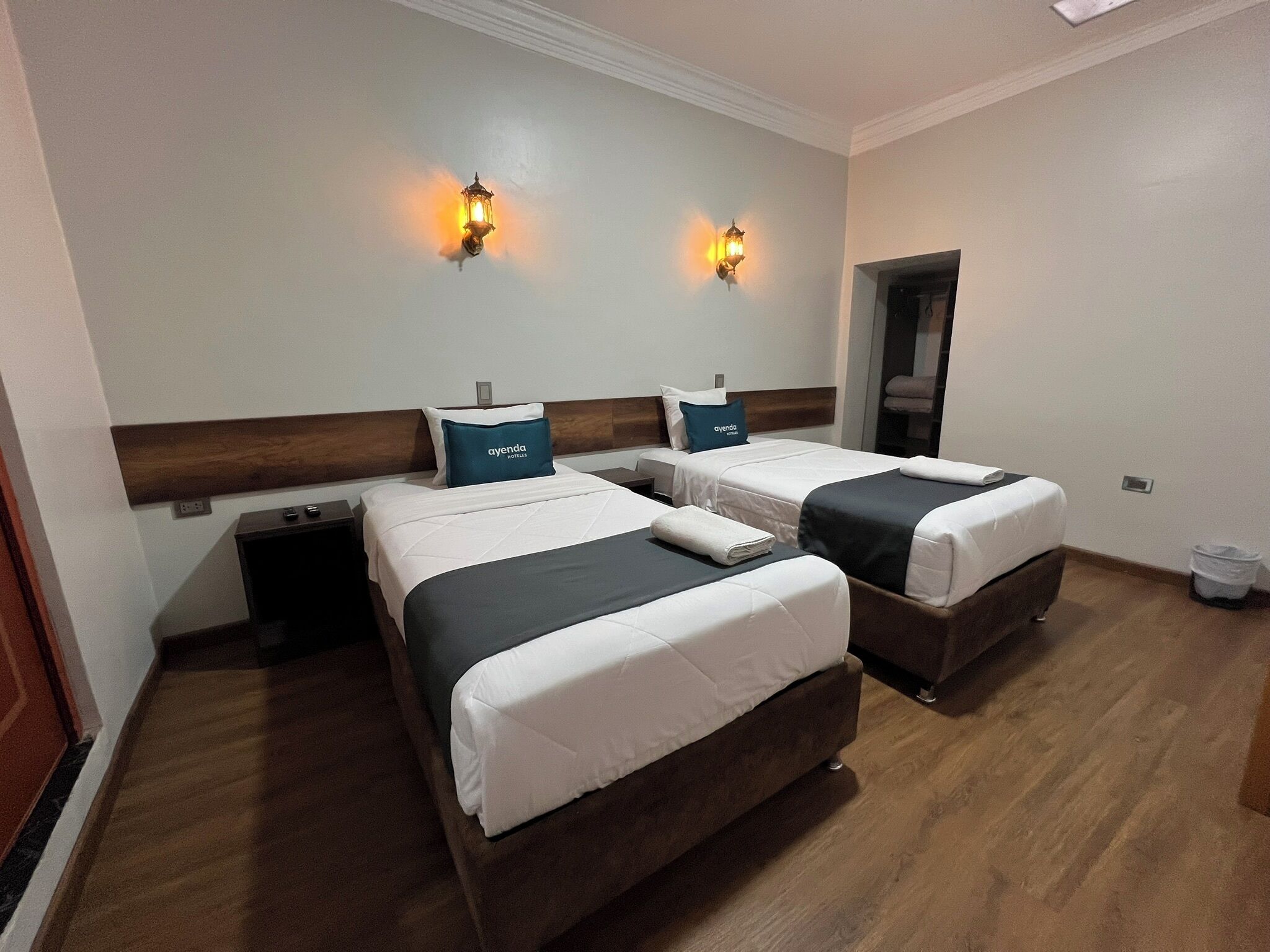 Standard Twin Room | Free WiFi