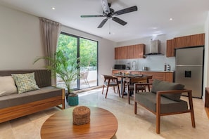Apartment, 1 Bedroom, Garden View | Interior