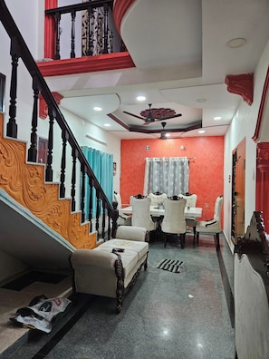 Casa, 3 habitaciones, fumadores, balcón | Sala de estar