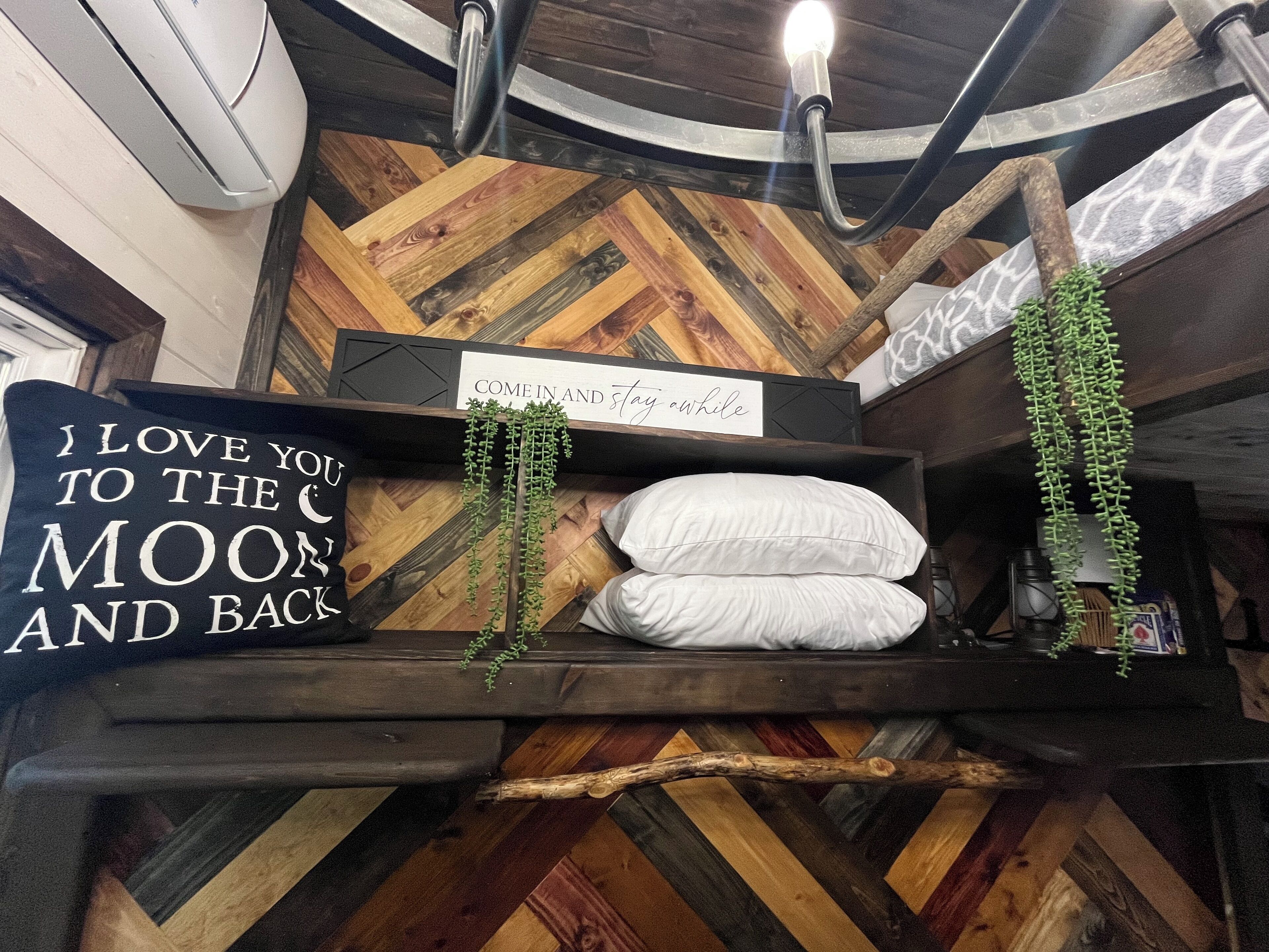 2 soverom, wi-fi (inkludert) og sengetøy