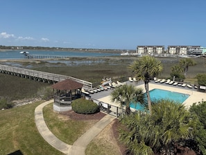 Outdoor pool -  2-bedrm condo w/ pool in Murrells Inlet/Garden City Area walk to Prvt beach. (Murrells Inlet)
