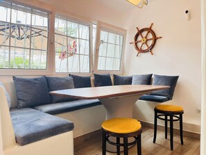 Maison, 3 chambres, fumeur, terrasse | Restauration