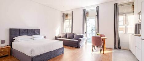 2 chambres, fer et planche à repasser, Wi-Fi gratuit, draps fournis