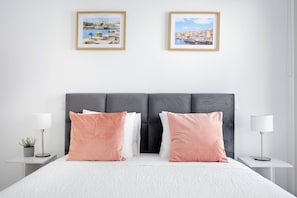 4 bedrooms, iron/ironing board, free WiFi, bed sheets