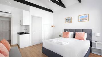 4 Schlafzimmer, Bügeleisen/Bügelbrett, kostenloses WLAN, Bettwäsche