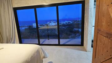 4 bedrooms, free WiFi, bed sheets