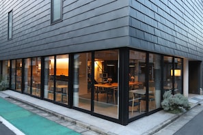 Exterior - E10HOSTEL (Tokyo)