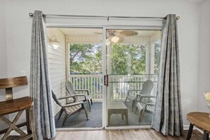 Interior - Maison Place I: Close to Beach and Shore Drive (Myrtle Beach)