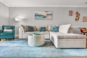 TV - Lake-view condo near Myrtlewood Golf in quiet area (Myrtle Beach)