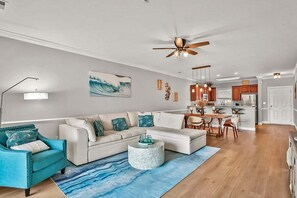 TV - Lake-view condo near Myrtlewood Golf in quiet area (Myrtle Beach)