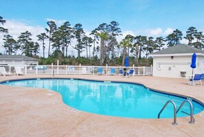 Indoor pool, a heated pool - Quiet 2BR Near Myrtlewood Golf Overlooking Pool (Myrtle Beach)