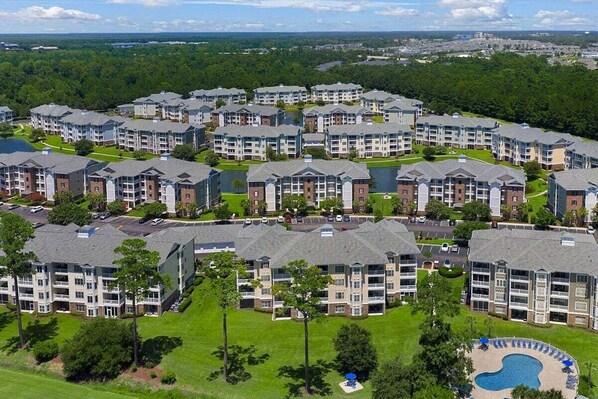 Exterior - Stylish 3BR Condo w/ Pool & Myrtlewood Golf Views (Myrtle Beach)