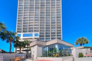 Exterior - Beautiful 12th Flr Oceanview Condo close to ocean! (Myrtle Beach)