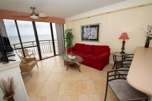 TV - Meridian Plaza 1002 - Oceanfront (Myrtle Beach)