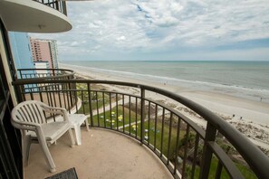 Property grounds - Meridian Plaza 1002 - Oceanfront (Myrtle Beach)