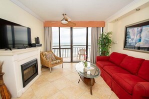 TV - Meridian Plaza 1002 - Oceanfront (Myrtle Beach)