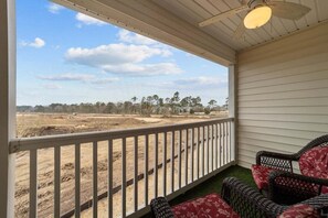 Property grounds - Fairways 27E Your Golf Trip Headquarters in Myrtle Beach (Myrtle Beach)