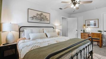 2 habitaciones, tabla de planchar con plancha, wifi y ropa de cama