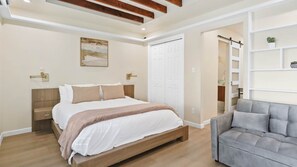 1 bedroom, WiFi, bed sheets