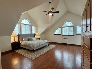5 bedrooms, iron/ironing board, travel cot, free WiFi