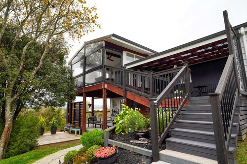 Kiwi Retreat By Aotearoa Escapes