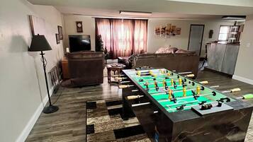 Spielezimmer