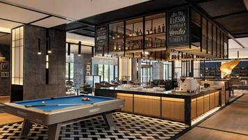 Lobby lounge