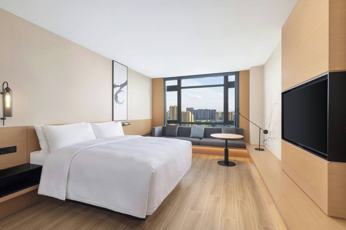 Superior Room, 1 Katil Raja (King), City View | Kalis bunyi, Wi-fi percuma 