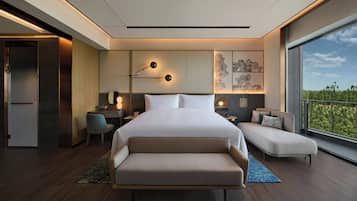 Executive Suite, 1 King Bed | Free WiFi