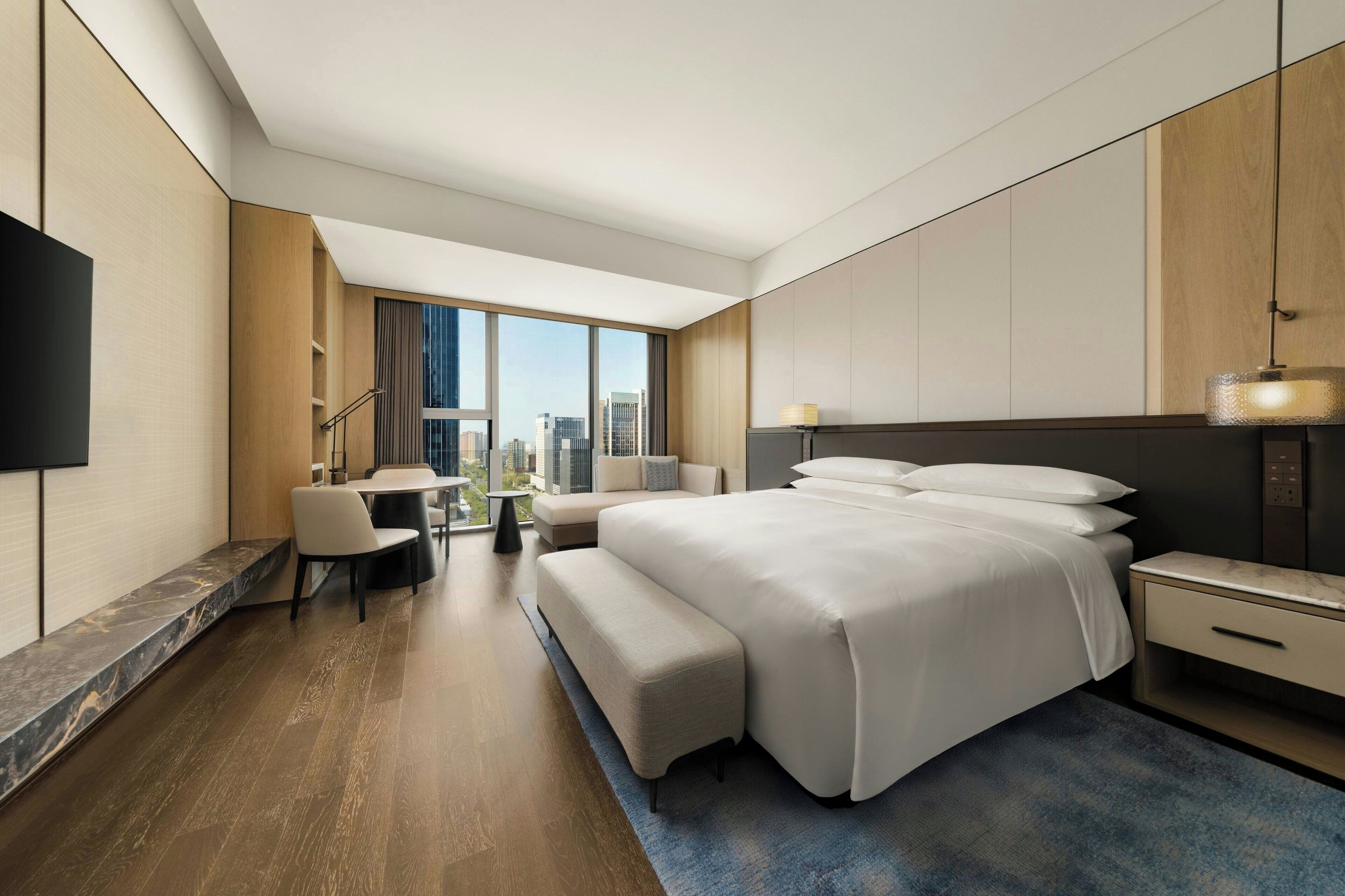 Down comforters, minibar, in-room safe, desk