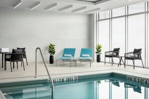 Indoor pool - Towneplace Suites By Marriott Tecumseh Windsor (Tecumseh)