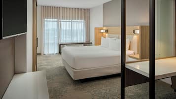 Suite, Multiple Beds, City View | WiFi (free)